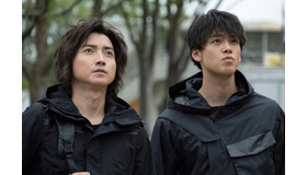 『太陽は動かない』　（c）吉田修一／幻冬舎 （c）2020 WOWOW