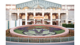 37周年を祝ってBIGが登場！(C) Disney