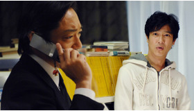 『鍵泥棒のメソッド』 -(C) 2012「鍵泥棒のメソッド」製作委員会