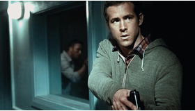 デンジャラス・ラン -(C) 2012 UNIVERSAL STUDIOS. All Rights Reserved.