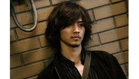 『劇場』（C）2020「劇場」製作委員会