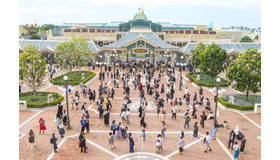 開園時のエントランスの様子