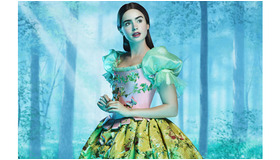 『白雪姫と鏡の女王』 -(C) 2011 Relativity Media, LLC. All Rights Reserved.