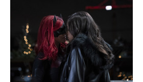 「BATWOMAN／バットウーマン ＜シーズン1＞」BATWOMAN(TM) & (c) DC. (c) 2020 Warner Bros. Entertainment Inc. All rights reserved.