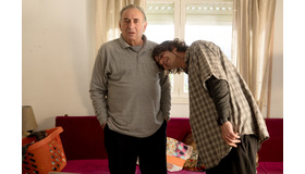 『靴ひも』（Ｃ）Transfax Film Productions