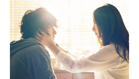 『きみの瞳が問いかけている』　(C) 2020「きみの瞳が問いかけている」製作委員会　(C) 2020 Gaga Corporation / AMUSE Inc. / Lawson Entertainment,Inc.