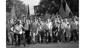 『親愛なる同志たちへ』(c)Films Boutique