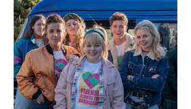 「デリー・ガールズ ～アイルランド青春物語～」シーズン1、2Netflixにて配信中