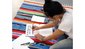 映画のタイトルやコピーは手書きしたものをMACに取り込んで加工することがよくあります。