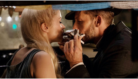 『マーメイド・イン・パリ』 (C) 2020 - Overdrive Productions - Entre Chien et Loup - Sisters and BrotherMitevski Production - EuropaCorp - Proximus