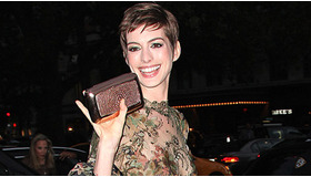 アン・ハサウェイ