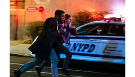 『２１ブリッジ』　(C) 2019 STX Financing, LLC. All Rights Reserved.