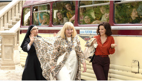 『5月の花嫁学校』　（C）2020 - LES FILMS DU KIOSQUE - FRANCE 3 CINEMA - ORANGE STUDIO - UMEDIA