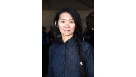 クロエ・ジャオ監督 Photo by Amanda Edwards/Getty Images