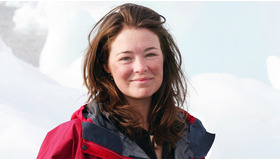 「フローズン・プラネット」エリザベス・ホワイト監督  -(C) 2012 BBC Worldwide Ltd.BBC and the BBC logos are trademarks of the British Broadcasting Corporation and are used under licence. BBC logo -(C) BBC 1996. All Rights Reserved.