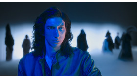 『アネット』（C）2020 CG Cinema International / Theo Films / Tribus P Films International / ARTE France Cinema /UGC Images / DETAiLFILM / Eurospace / Scope Pictures / Wrong men / Rtbf (Televisions belge) / Piano