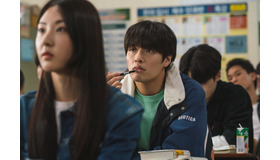 『雨とあなたの物語』（C）2021 KIDARI ENT, INC., SONY PICTURES ENTERTAINMENT KOREA INC. (BRANCH), AZIT FILMCORP., AZIT PICTURES CORP. ALL RIGHTS RESERVED