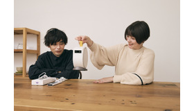 モバイルなのに高画質＆高音質！「GV30」で叶える”寝ころび”映画体験