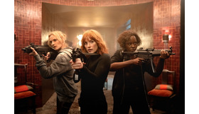 『355』（C）2020 UNIVERSAL STUDIOS. （C）355 Film Rights, LLC 2021 All rights reserved.