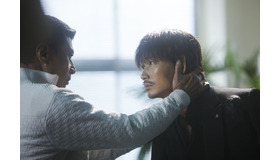 『ヤクザと家族 The Family』(C)2021「ヤクザと家族 The Family」製作委員会