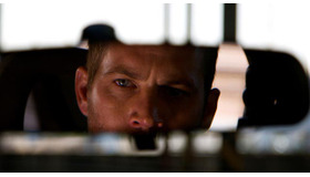 『逃走車』 -(C) Vehicle 19 Films CC