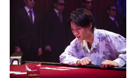 「嘘喰い -鞍馬蘭子篇／梶隆臣篇-」（C）迫稔雄／集英社 （C）2022映画「嘘喰い」製作委員会 （C）エイベックス通信放送