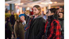 『ボブという名の猫2 幸せのギフト』（C） 2020 A GIFT FROM BOB PRODUCTION LTD. ALL RIGHTS RESERVED.