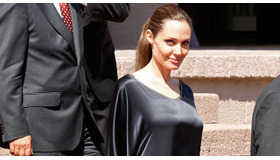 UNHCRの親善大使としてトルコの首都・アンカラを訪問したアンジェリーナ・ジョリー -(C) ロイター／AFLO