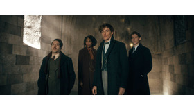 『ファンタスティック・ビーストとダンブルドアの秘密』（C）2022 Warner Bros. Ent. All Rights ReservedWizarding World TM Publishing Rights（C）J.K. RowlingWIZARDING WORLD and all related characters and elements are trademarks of and（C）Warner Bros. Entertainment Inc.
