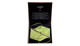 ロエベ展「オリガミ コレクション」