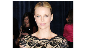 シャーリーズ・セロン