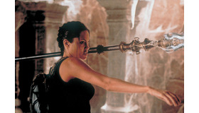 『トゥームレイダー』(C) APOLLO