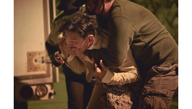 『人質 韓国トップスター誘拐事件』 （C）2021 NEXT ENTERTAINMENT WORLD & FILMMAKERS R&K & SEM COMPANY. All Rights Reserved.