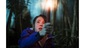 『紅い服の少女 第一章 神隠し／第二章 真実』（C）2015 The Tag-Along Co., Ltd