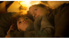 『きっと地上には満天の星』（C）2020Topside Productions, LLC.All Rights Reserved.