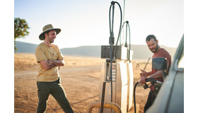 「ザ・ツーリスト  俺は誰だ？」メイキング　（C）Two Brothers Pictures & All3Media International