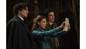 Netflix映画『エノーラ・ホームズの事件簿 2』