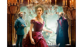 『アンナ・カレーニナ』 -(C) 2012 Focus Features LLC. All rights reserved. photography by Eugenio Recuenco,Laurie Sparham