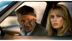 『フラッグ・デイ　父を想う日』（C）2021 VOCO Products, LLC