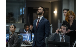 「DEVILS～金融の悪魔～ シーズン2」© 2022 Sky Italia S.r.l.- Lux Vide S.p.a. – Big Light. All Rights Reserved.