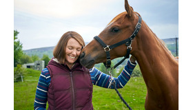 『ドリーム・ホース』 © 2020 DREAM HORSE FILMS LIMITED AND CHANNEL FOUR TELEVISION CORPORATION