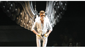 ジャスティン・ビーバー、ロンドンのコンサートに1時間半も遅れて登場しファンが激怒