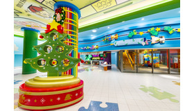 ロビー装飾(C) Disney/PixarSCRABBLE is a registered trademark of Mattel, Inc. Trademark and game tiles used with permission. © Mattel, Inc. All Rights Reserved.