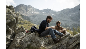 『帰れない山』© 2022 WILDSIDE S.R.L. – RUFUS BV – MENUETTO BV –PYRAMIDE PRODUCTIONS SAS – VISION DISTRIBUTION S.P.A.