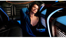 大人の色香を漂わせるジュリエット・ビノシュ『コズモポリス』-(C) 2012-COSMOPOLIS PRODUCTIONS INC.／ALFAMA FILMS PRODUCTION／FRANCE 2 CINEMA