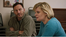 『対峙』© 2020 7 ECCLES STREET LLC