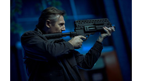 『ブラックライト』©2021 BL Productions LLC; Allplay Legend Corporation