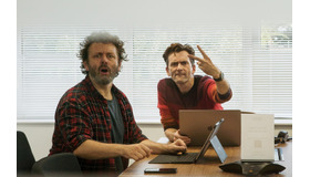 「ステージド3　俺たちの舞台、もうおしまい！？」　(c) Staged Films Limited MMXXII