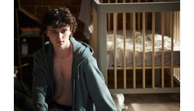 『The Son／息子』© THE SON FILMS LIMITED AND CHANNEL FOUR TELEVISION CORPORATION 2022 ALL RIGHTS RESERVED.