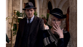 『探偵マーロウ』©2022 Parallel Films (Marlowe) Ltd. / Hills Productions A.I.E. / Davis Films